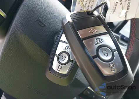 2023 Ford Escape St-Line z USA, uszkodzony, nr VIN 1FMCU0MN1PUA09330